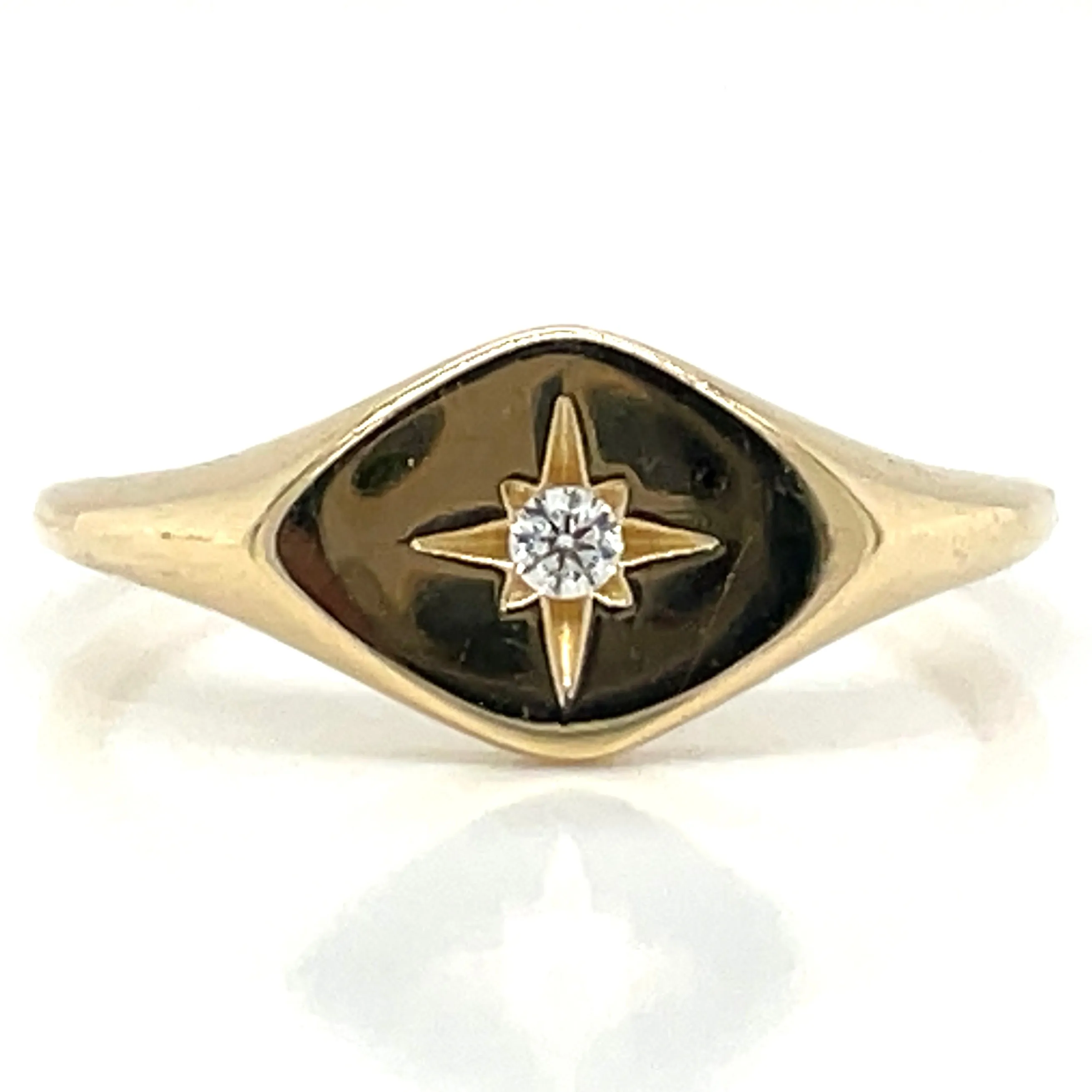 9ct Yellow Gold Star Cz Set Signet Ring