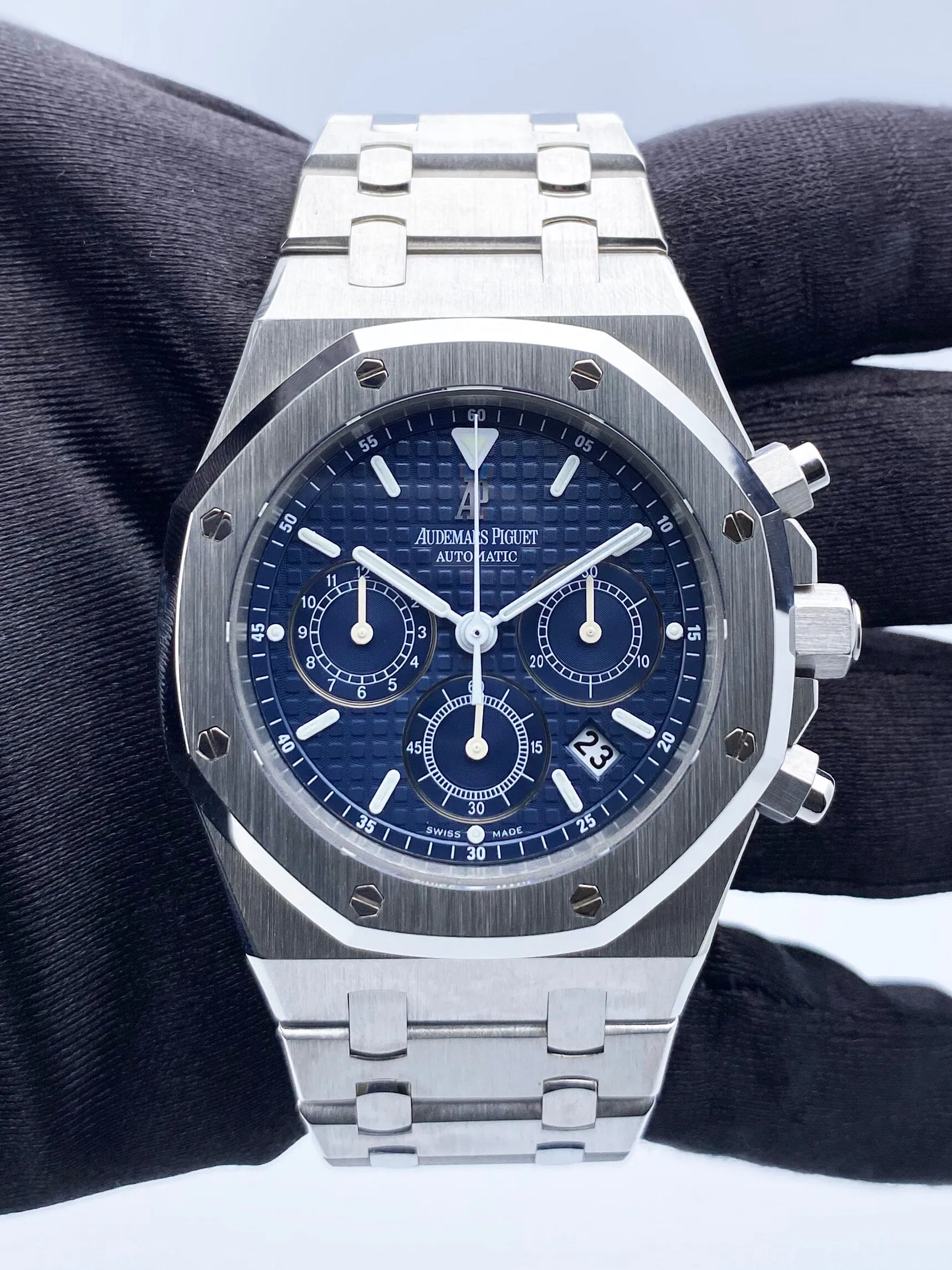 Audemars Piguet Royal Oak 25860ST Blue Dial Mens Watch Box Papers