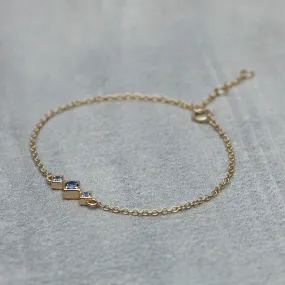 Balance Bracelet - Blue sapphires