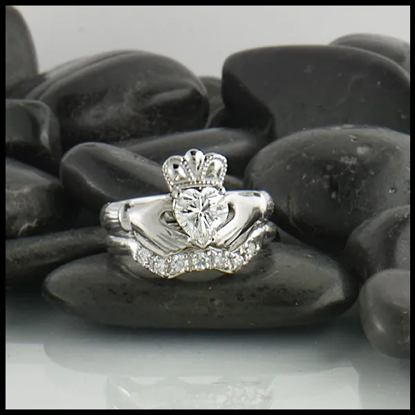 Heritage Claddagh Moissanite & Diamond Wedding Set