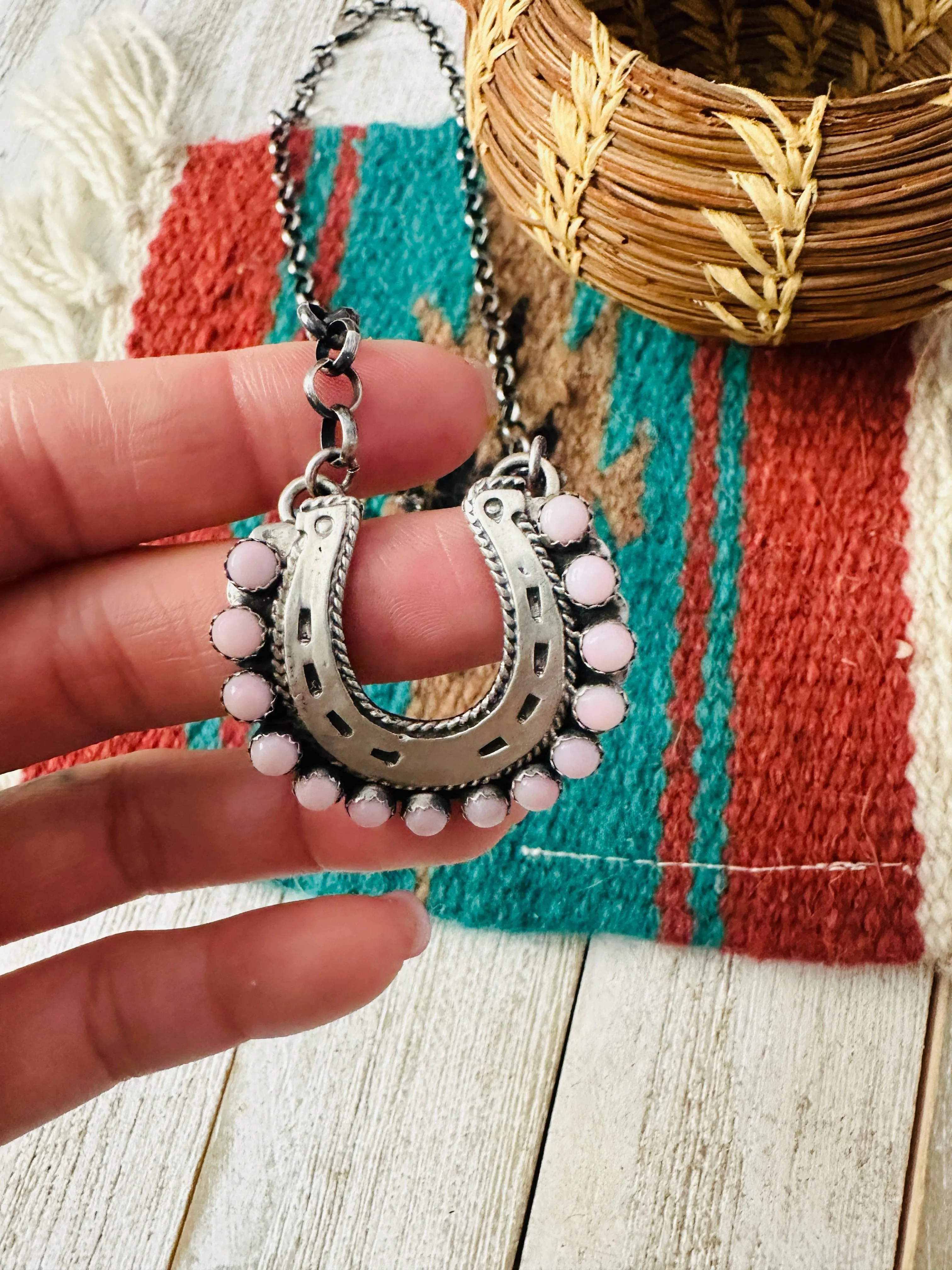 Navajo Queen Pink Conch & Sterling Silver Horseshoe Necklace