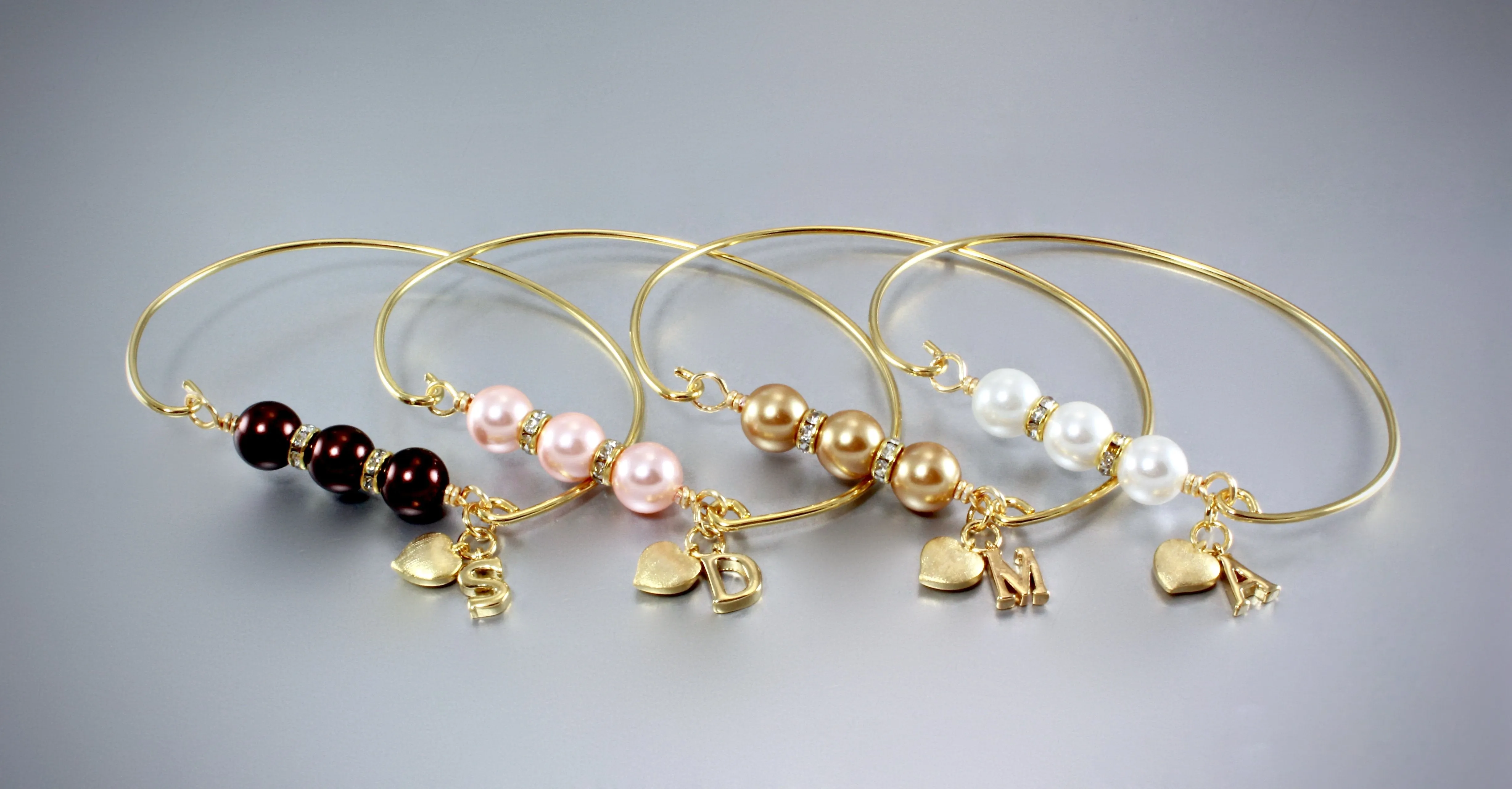 "Brittany" - Personalized Pearl Bridesmaids Bracelet - More Colors Available