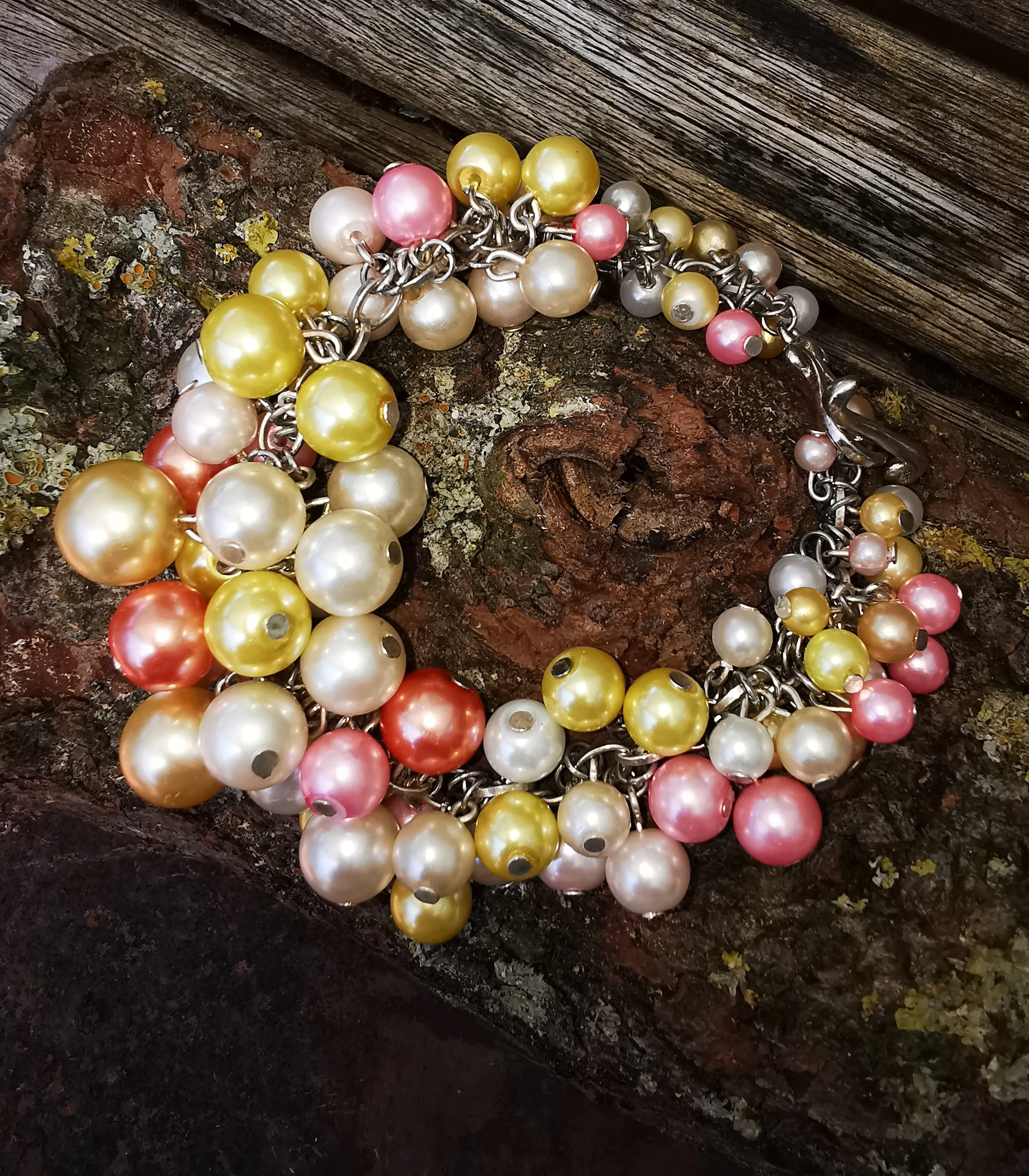 Sherbet Bubbles: cluster charm pearl bracelet, in sherbet colours,