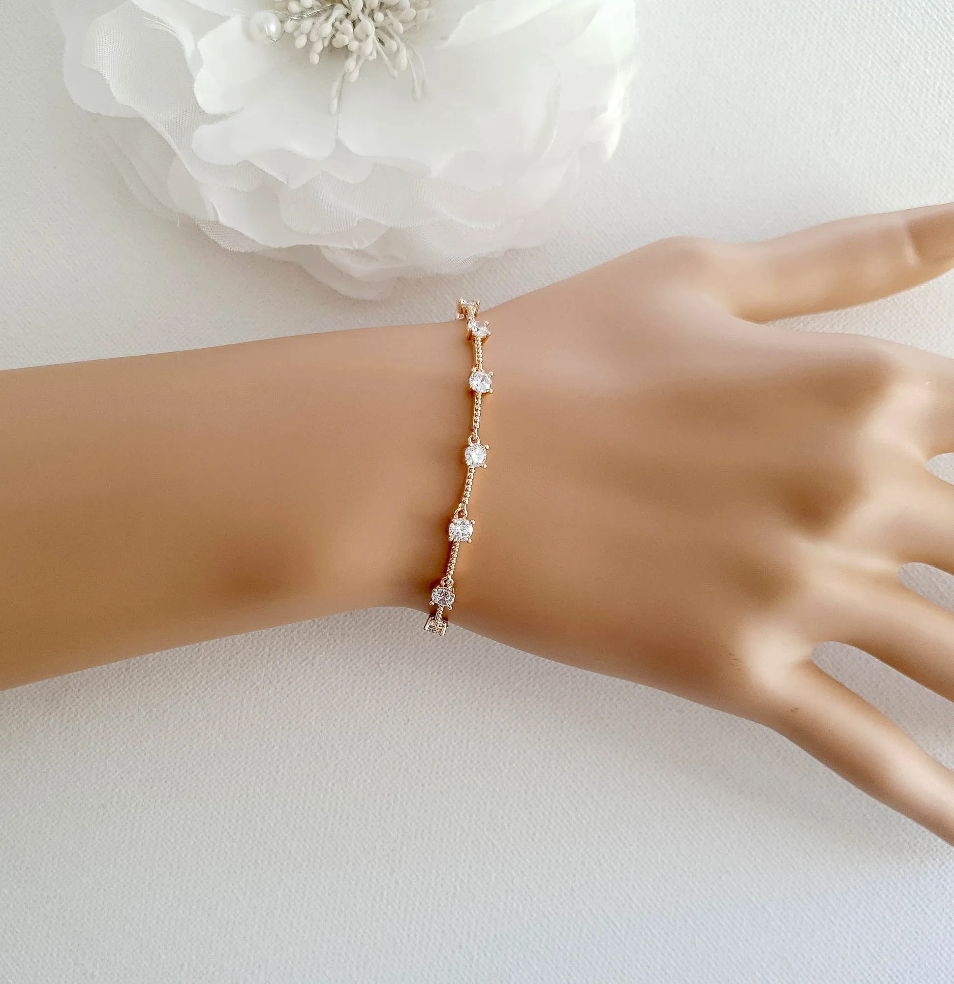 Simple Rose Gold Bracelet-Ginger