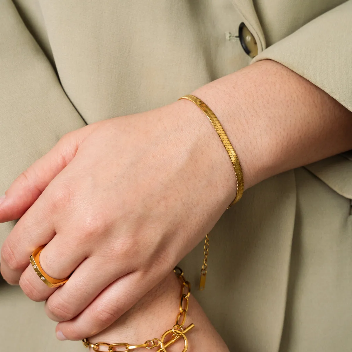 Snake Bracelet - Gold