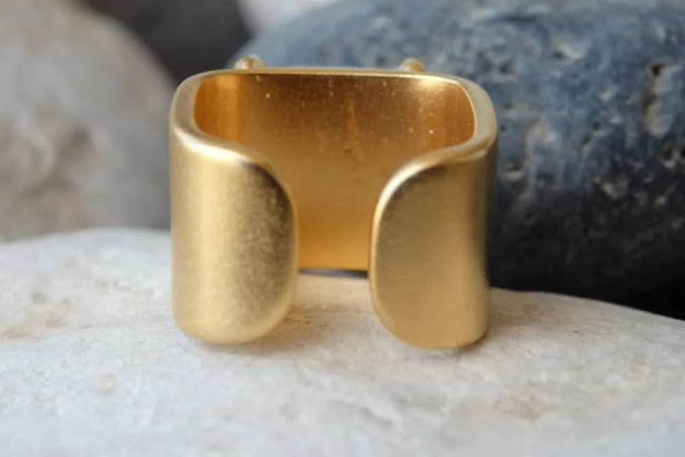 Yellow Square Signet Ring